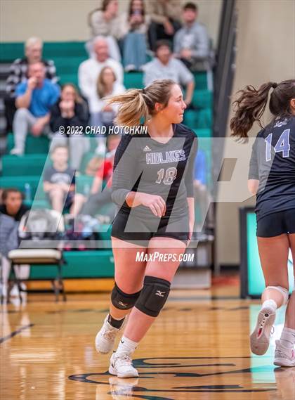 Thumbnail 1 in Le Roy vs Midlakes (NYSPHSAA C1/C2 State Qualifier Crossover) photogallery.