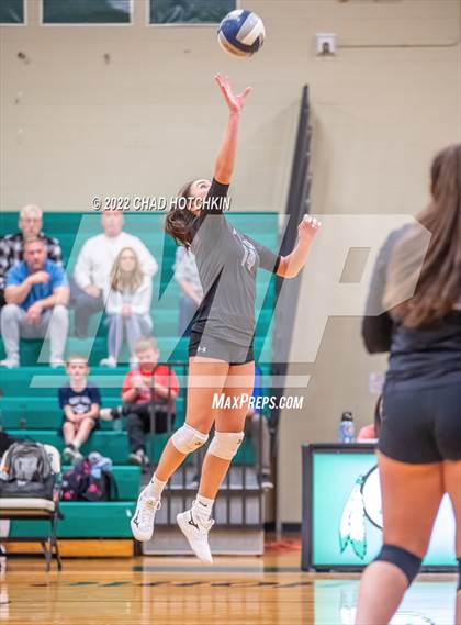 Thumbnail 3 in Le Roy vs Midlakes (NYSPHSAA C1/C2 State Qualifier Crossover) photogallery.