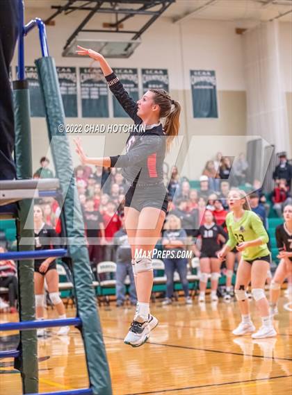 Thumbnail 3 in Le Roy vs Midlakes (NYSPHSAA C1/C2 State Qualifier Crossover) photogallery.