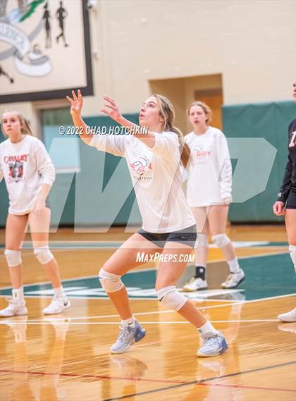 Thumbnail 1 in Le Roy vs Midlakes (NYSPHSAA C1/C2 State Qualifier Crossover) photogallery.