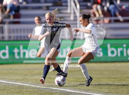 Thumbnail 3 in Snow Canyon vs. Timpanogos (UHSAA 4A Semifinal) photogallery.