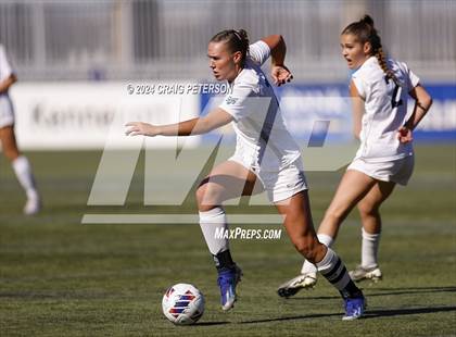 Thumbnail 1 in Snow Canyon vs. Timpanogos (UHSAA 4A Semifinal) photogallery.