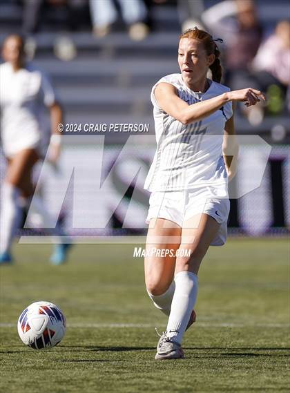 Thumbnail 2 in Snow Canyon vs. Timpanogos (UHSAA 4A Semifinal) photogallery.