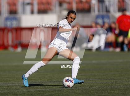 Thumbnail 2 in Snow Canyon vs. Timpanogos (UHSAA 4A Semifinal) photogallery.
