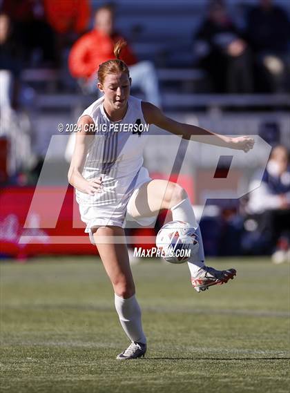 Thumbnail 1 in Snow Canyon vs. Timpanogos (UHSAA 4A Semifinal) photogallery.