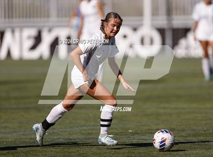 Thumbnail 2 in Snow Canyon vs. Timpanogos (UHSAA 4A Semifinal) photogallery.