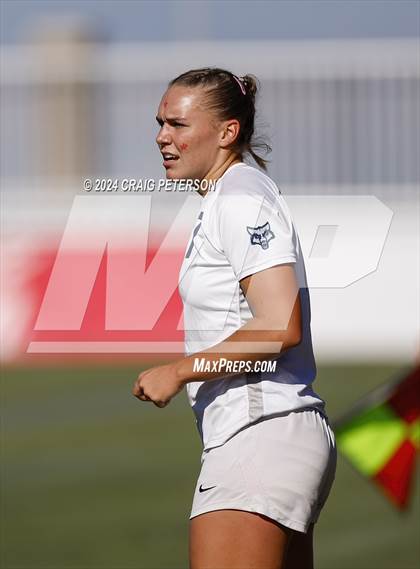 Thumbnail 2 in Snow Canyon vs. Timpanogos (UHSAA 4A Semifinal) photogallery.