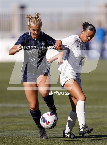 Thumbnail 1 in Snow Canyon vs. Timpanogos (UHSAA 4A Semifinal) photogallery.