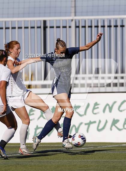 Thumbnail 2 in Snow Canyon vs. Timpanogos (UHSAA 4A Semifinal) photogallery.