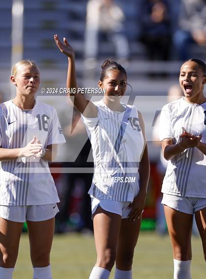 Thumbnail 3 in Snow Canyon vs. Timpanogos (UHSAA 4A Semifinal) photogallery.