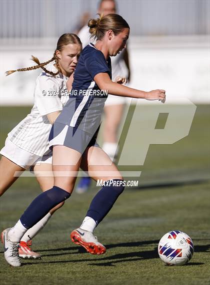 Thumbnail 3 in Snow Canyon vs. Timpanogos (UHSAA 4A Semifinal) photogallery.