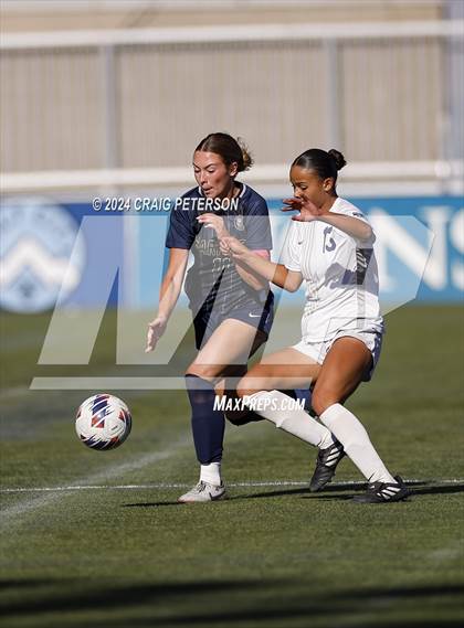 Thumbnail 2 in Snow Canyon vs. Timpanogos (UHSAA 4A Semifinal) photogallery.