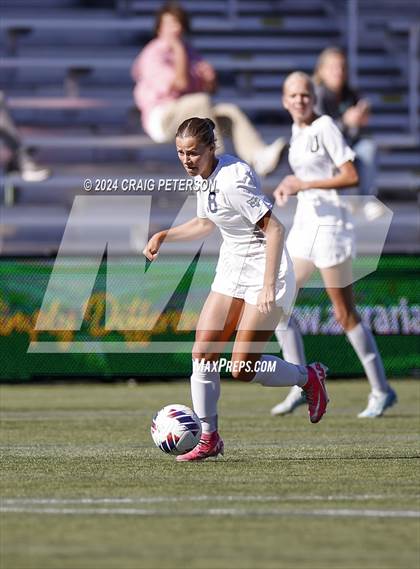Thumbnail 3 in Snow Canyon vs. Timpanogos (UHSAA 4A Semifinal) photogallery.