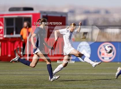 Thumbnail 2 in Snow Canyon vs. Timpanogos (UHSAA 4A Semifinal) photogallery.