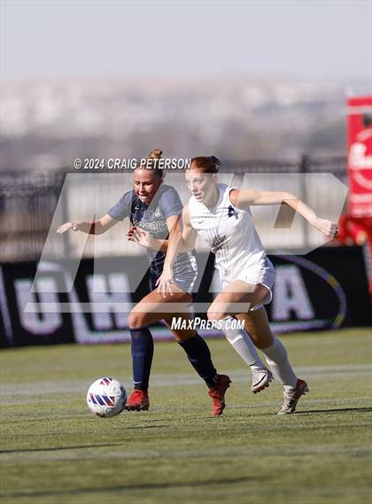 Thumbnail 3 in Snow Canyon vs. Timpanogos (UHSAA 4A Semifinal) photogallery.