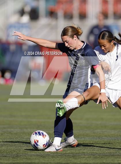 Thumbnail 3 in Snow Canyon vs. Timpanogos (UHSAA 4A Semifinal) photogallery.