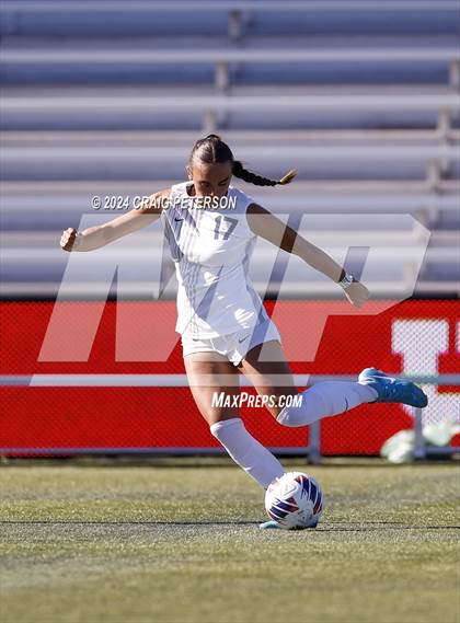 Thumbnail 2 in Snow Canyon vs. Timpanogos (UHSAA 4A Semifinal) photogallery.