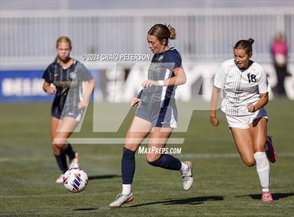 Thumbnail 1 in Snow Canyon vs. Timpanogos (UHSAA 4A Semifinal) photogallery.