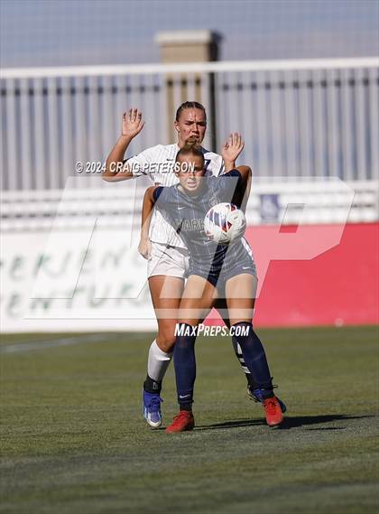 Thumbnail 2 in Snow Canyon vs. Timpanogos (UHSAA 4A Semifinal) photogallery.