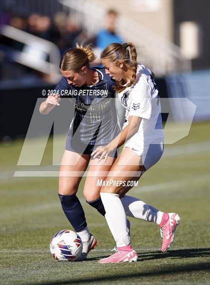 Thumbnail 2 in Snow Canyon vs. Timpanogos (UHSAA 4A Semifinal) photogallery.