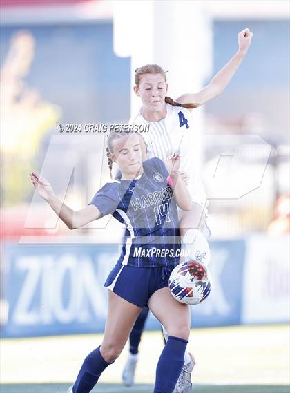 Thumbnail 1 in Snow Canyon vs. Timpanogos (UHSAA 4A Semifinal) photogallery.