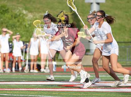 Thumbnail 3 in Medfield vs Newburyport (MIAA Division 3 Final) photogallery.