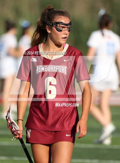 Thumbnail 2 in Medfield vs Newburyport (MIAA Division 3 Final) photogallery.