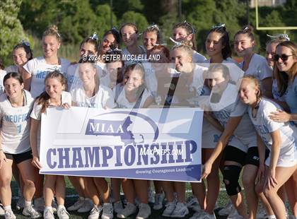 Thumbnail 1 in Medfield vs Newburyport (MIAA Division 3 Final) photogallery.