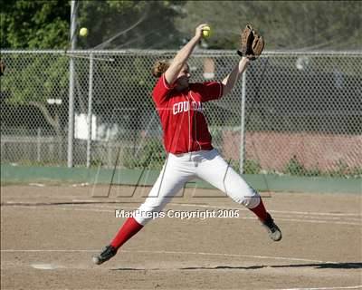 Thumbnail 3 in Castro Valley vs Carondelet (Sec. Playoffs) photogallery.