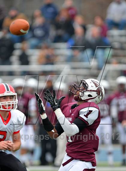 Thumbnail 2 in New Canaan vs. Windsor (CIAC Class L Semifinal) photogallery.