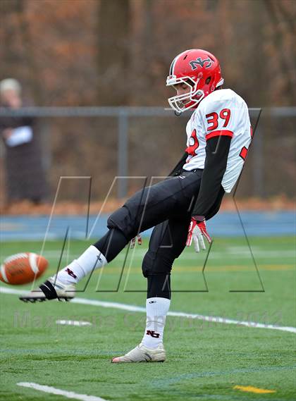 Thumbnail 3 in New Canaan vs. Windsor (CIAC Class L Semifinal) photogallery.
