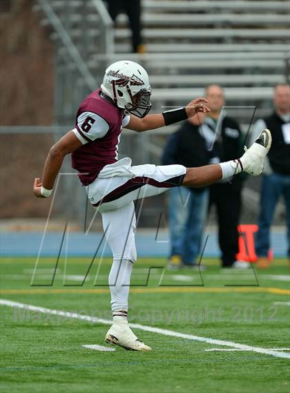 Thumbnail 3 in New Canaan vs. Windsor (CIAC Class L Semifinal) photogallery.