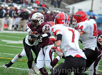 Thumbnail 3 in New Canaan vs. Windsor (CIAC Class L Semifinal) photogallery.