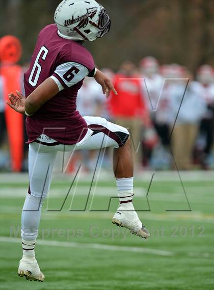 Thumbnail 1 in New Canaan vs. Windsor (CIAC Class L Semifinal) photogallery.