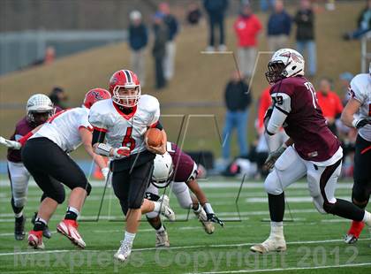 Thumbnail 1 in New Canaan vs. Windsor (CIAC Class L Semifinal) photogallery.