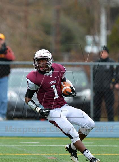 Thumbnail 2 in New Canaan vs. Windsor (CIAC Class L Semifinal) photogallery.