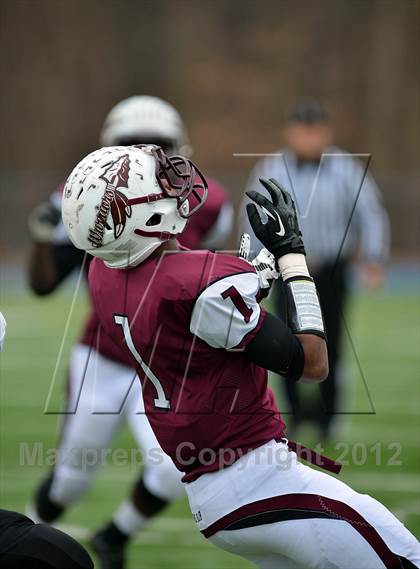 Thumbnail 1 in New Canaan vs. Windsor (CIAC Class L Semifinal) photogallery.