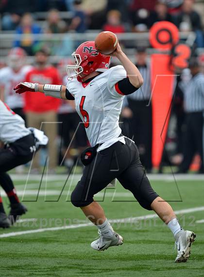 Thumbnail 2 in New Canaan vs. Windsor (CIAC Class L Semifinal) photogallery.