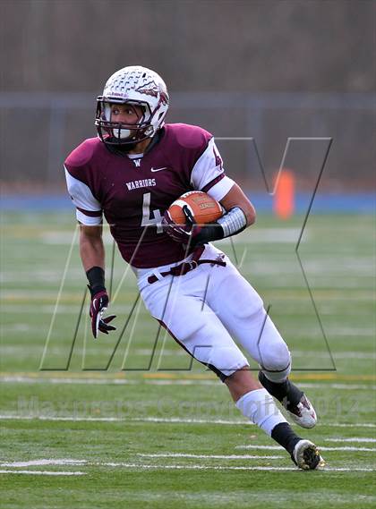 Thumbnail 1 in New Canaan vs. Windsor (CIAC Class L Semifinal) photogallery.