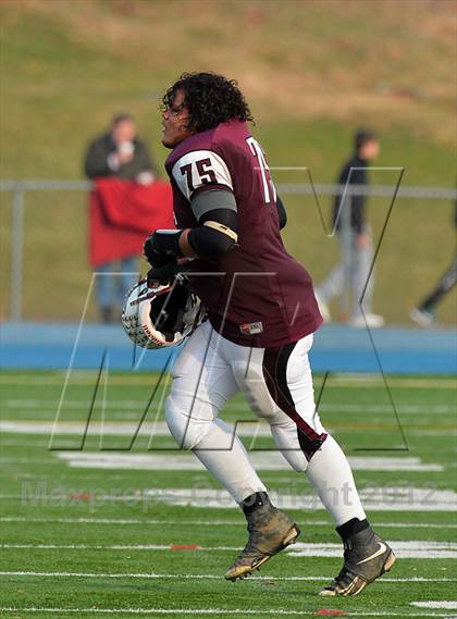 Thumbnail 2 in New Canaan vs. Windsor (CIAC Class L Semifinal) photogallery.