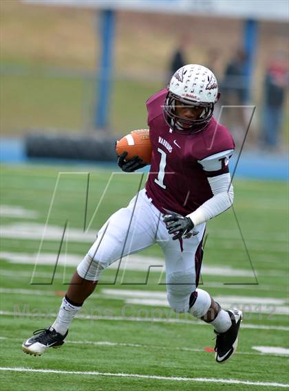 Thumbnail 2 in New Canaan vs. Windsor (CIAC Class L Semifinal) photogallery.