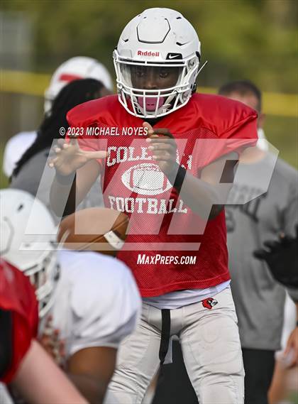Thumbnail 3 in St. Xavier @ Colerain (Scrimmage) photogallery.