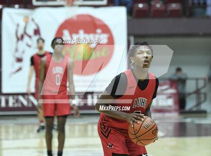 Thumbnail 2 in Long Island Lutheran vs. Berkmar (Arby's Classic) photogallery.