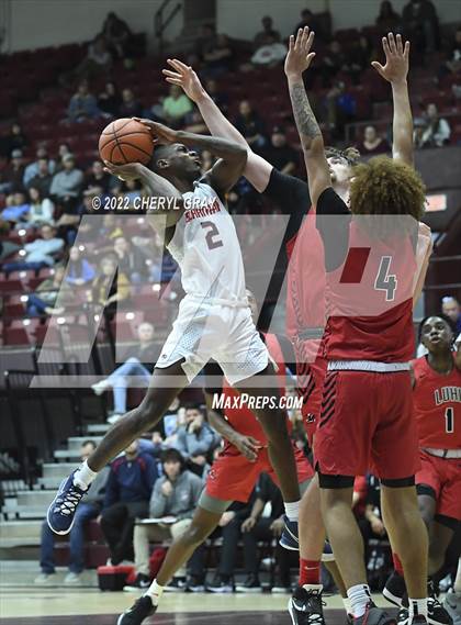 Thumbnail 3 in Long Island Lutheran vs. Berkmar (Arby's Classic) photogallery.