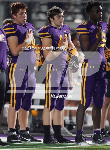 Thumbnail 1 in La Grange vs Madisonville (UIL 4A Division II Bi-District) photogallery.