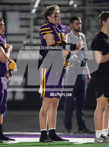 Thumbnail 3 in La Grange vs Madisonville (UIL 4A Division II Bi-District) photogallery.