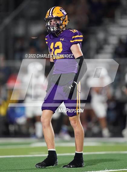 Thumbnail 1 in La Grange vs Madisonville (UIL 4A Division II Bi-District) photogallery.