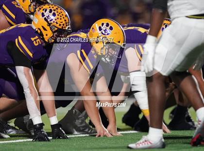Thumbnail 1 in La Grange vs Madisonville (UIL 4A Division II Bi-District) photogallery.