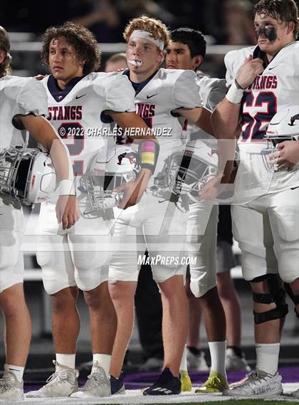 Thumbnail 1 in La Grange vs Madisonville (UIL 4A Division II Bi-District) photogallery.