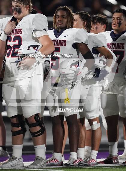 Thumbnail 3 in La Grange vs Madisonville (UIL 4A Division II Bi-District) photogallery.